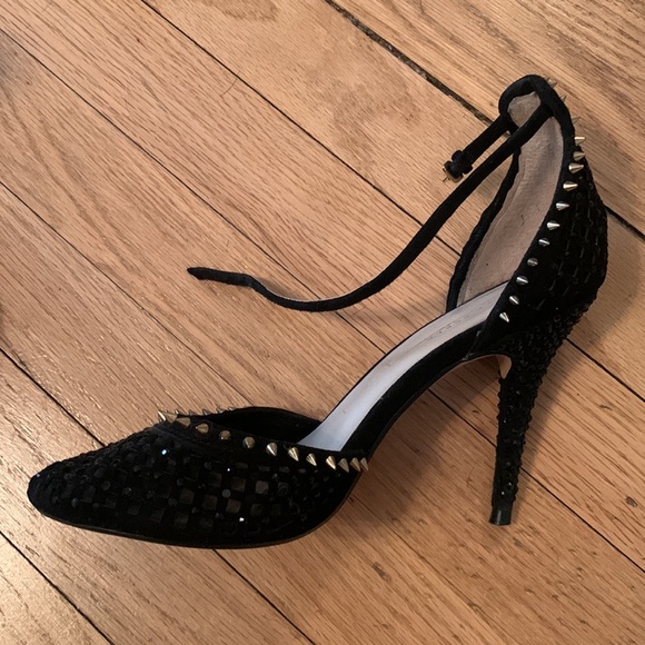 Zara - Heels with small gold spikes and mesh round toe - size 8 - Picture 2 of 11